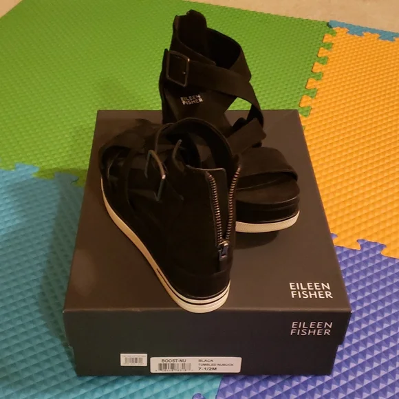 Eileen fisher sandal. Not used. - Picture 2 of 4